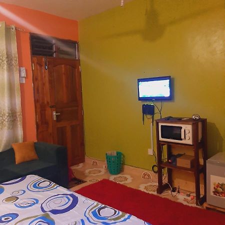 Gloria'S Place Studio Mombasa Extérieur photo